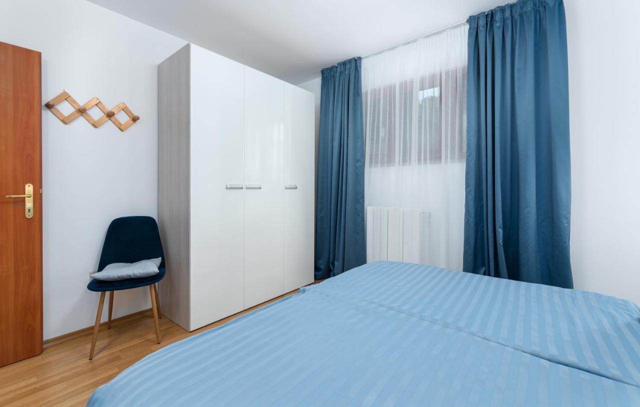 Apartments Villa Ana Пореч Экстерьер фото