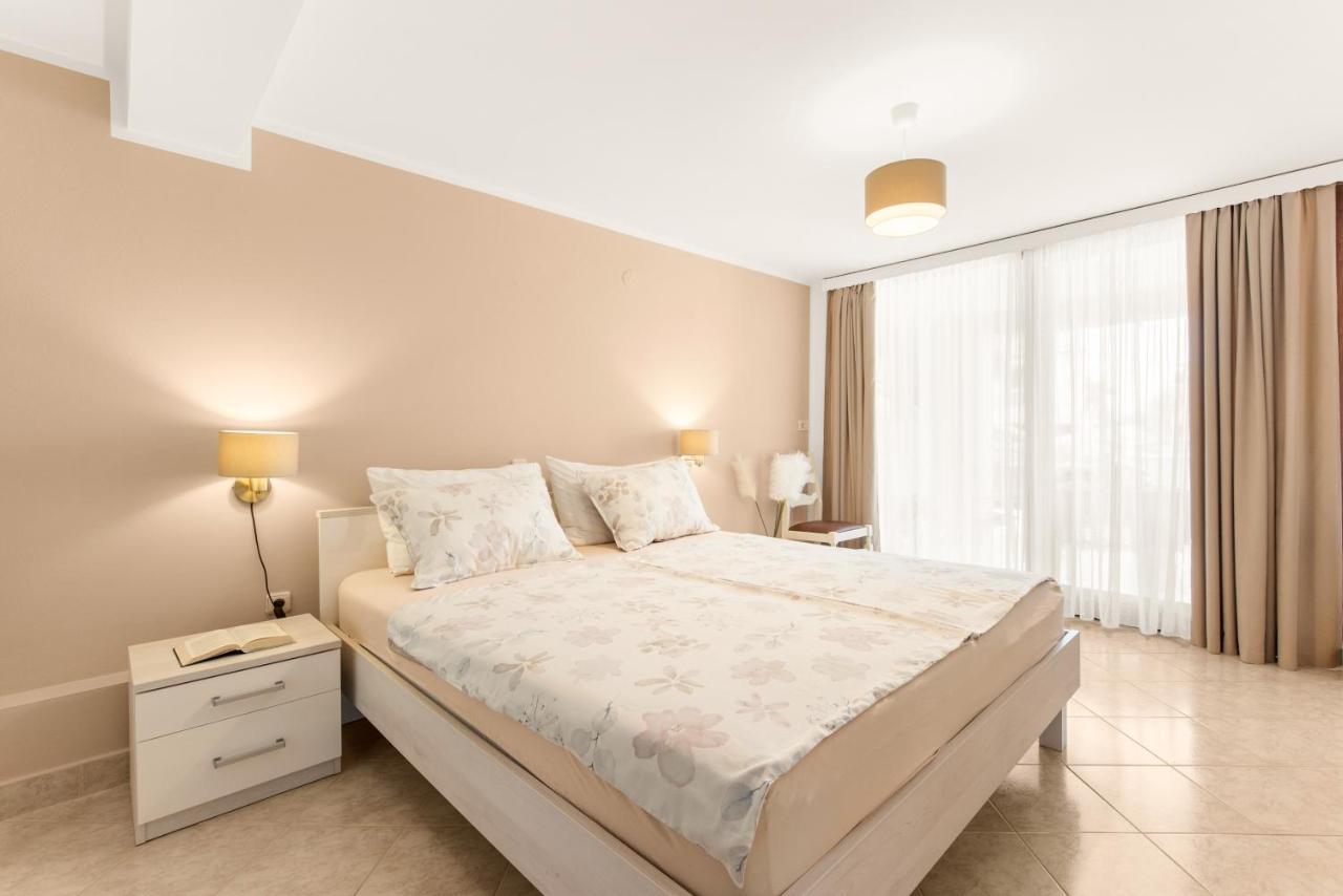Apartments Villa Ana Пореч Экстерьер фото