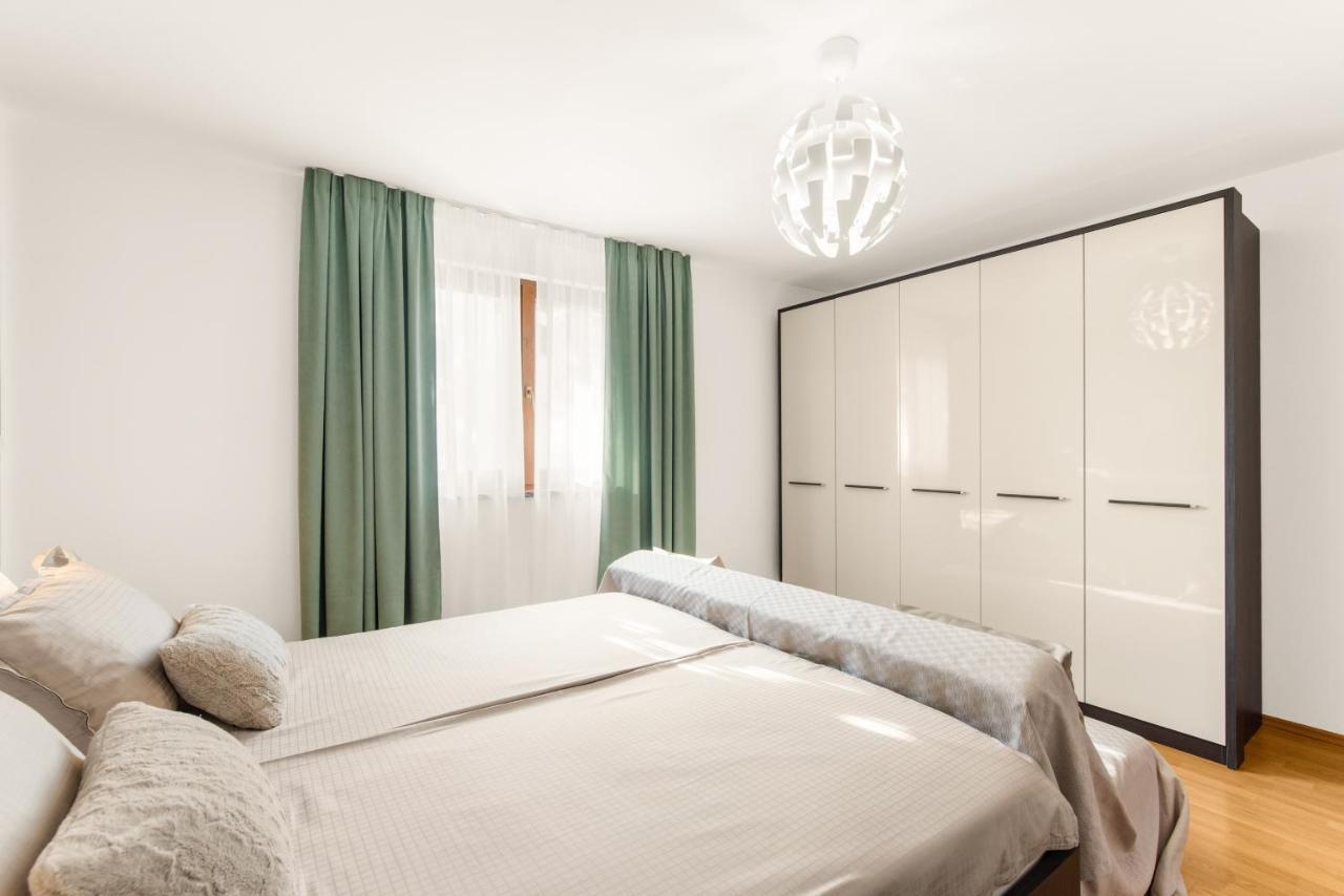 Apartments Villa Ana Пореч Экстерьер фото