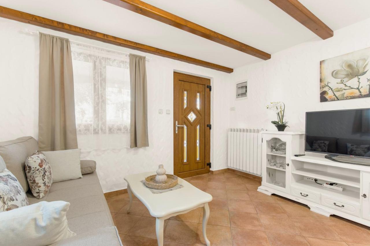 Apartments Villa Ana Пореч Экстерьер фото